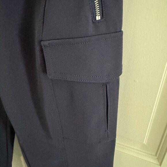Athleta Endless High Rise Cargo Pant in Navy Blue Size 2P - Picture 9 of 12